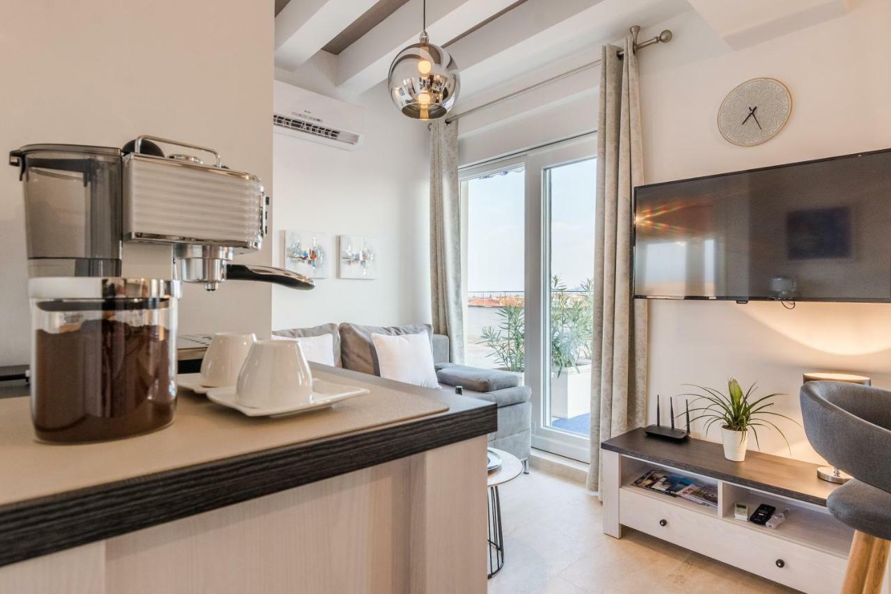 City Colours Apartment Zadar Luaran gambar